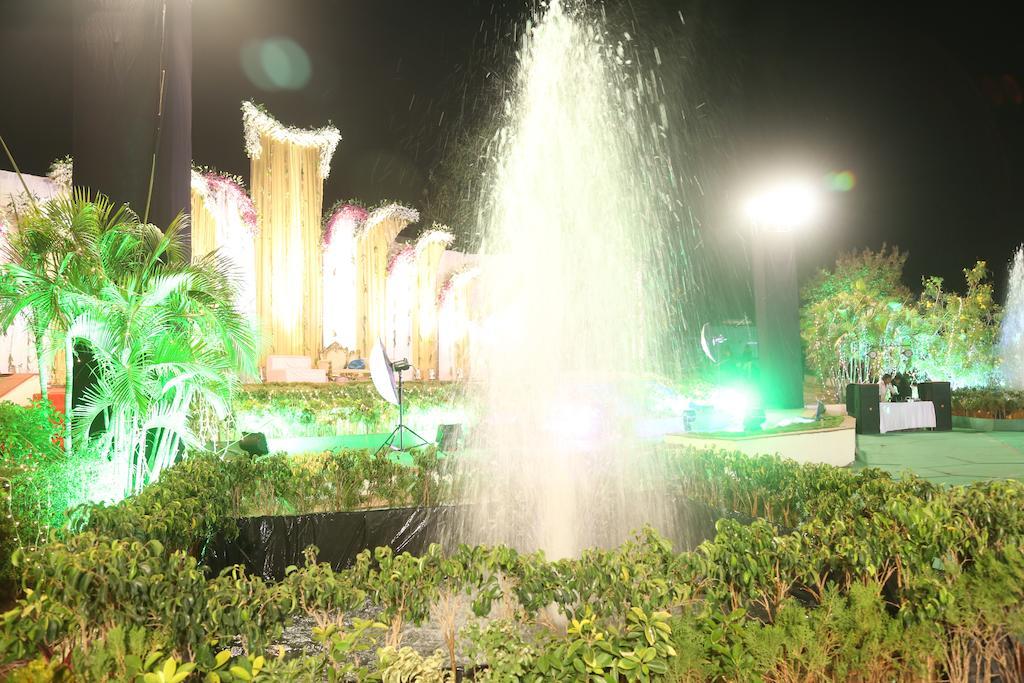 Meuse Jupiter Business And Luxury Hotel Nashik Ngoại thất bức ảnh