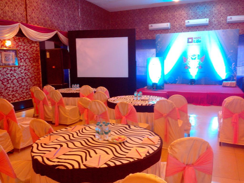 Meuse Jupiter Business And Luxury Hotel Nashik Ngoại thất bức ảnh
