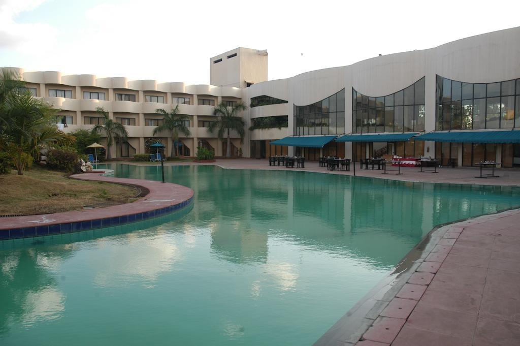 Meuse Jupiter Business And Luxury Hotel Nashik Ngoại thất bức ảnh