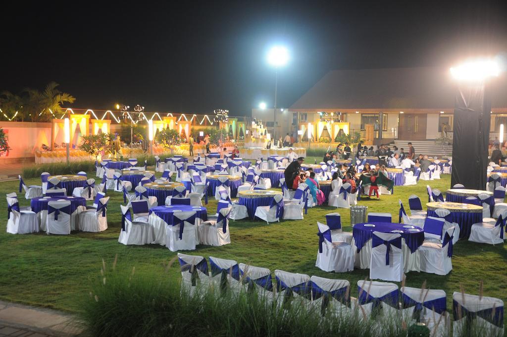 Meuse Jupiter Business And Luxury Hotel Nashik Ngoại thất bức ảnh